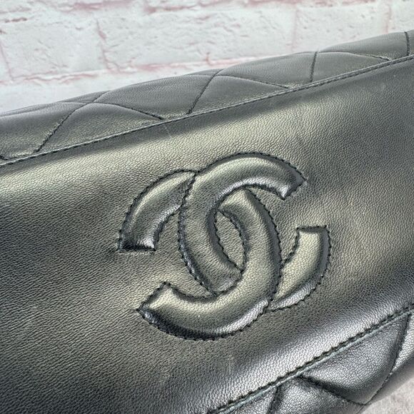 Chanel Black Quilted Caviar Leather Vintage Timeless Frame Bag - Picture 10 of 15